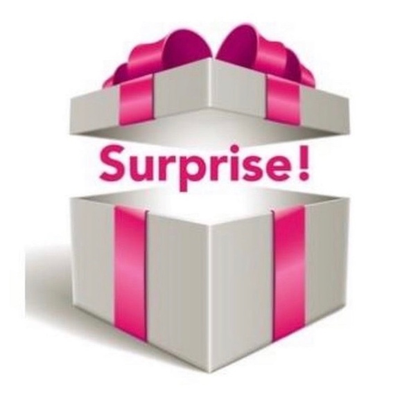 Luxury Mystery Makeup & Skincare Boxes - Picture 2 of 5